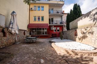 Darki Garden Apartment-Two bedroom apartment with private garden,100 meters to the lakeshore,free parking - 8