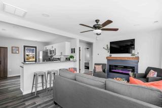Extended Stay! Your Central Fulton Hill Oasis! - 2