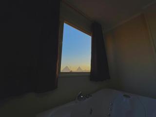 Magic Pyramids view & Jacuzii - 6