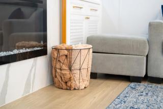 Elegant 4BR Home Large Kitchen & Lounge - 7