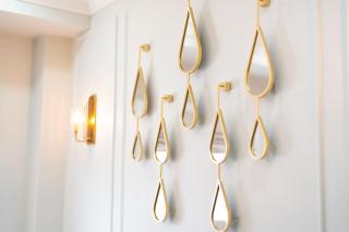 Elegant 4BR Home Large Kitchen & Lounge - 4