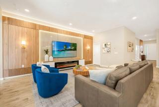 Luxury 12BR Home w Pool Game Room - 4