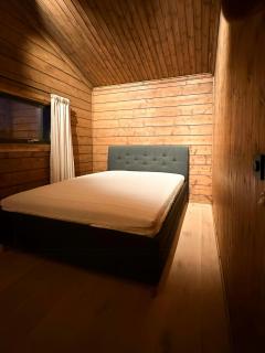 Architect-Designed Log Cabin By Myllavannet - 4