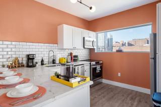Modern 1BR Brick KingBed +Close to DT - 0