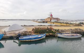 1 Bedroom Beautiful Apartment In Trapani - 4
