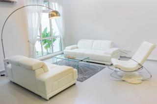 Shamrock Beach Villas 15 Seaview - George Town - 0