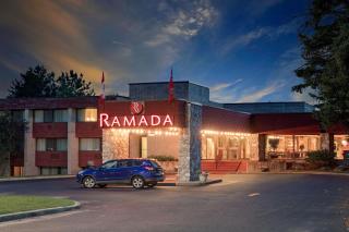 Ramada by Wyndham Pinewood Park Resort North Bay - 0