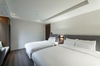 Hotel Yaja Mokpo Peace Square - 5