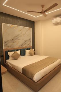 Hotel Krishna Residency - 8