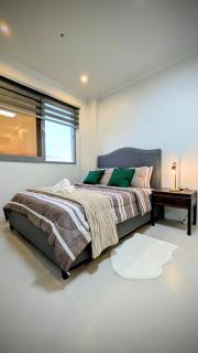 Cozy Clark Stay 3BR Condo - 8