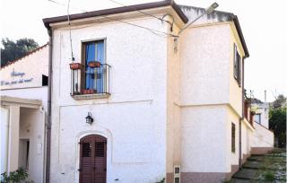 Gorgeous Apartment In Tropea With Wifi - 2