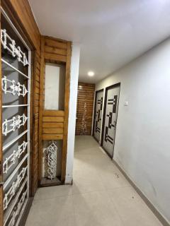 Hotel Regal Edge - 8