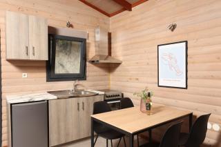 Hilltop Chalet 5 - 2