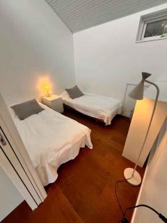 Family-Friendly Beachside Holiday Home - 5