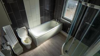 Spacious Private Home Sleeps 5 Garden & Parking - 1