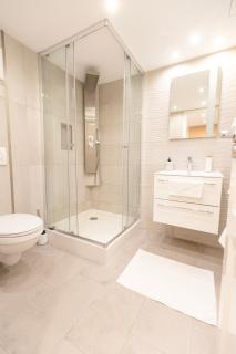 Luther Cappucino Apartment for 3 people, FREE AC - 7