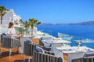 Sun Rocks Boutique Hotel - Caldera View Suites & Sunset Dining Experience - 8