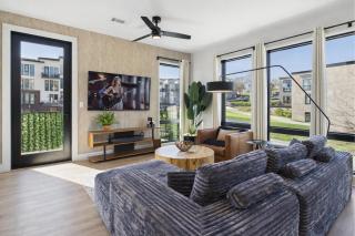 Cowboy Condo - Odyssey - Heart of Midtown - 3