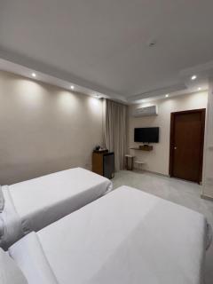 Dreaminn Pyramids Boutique - 2