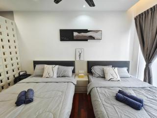 Pet Friendly Altitude Studio Bathub 2Day stay -20 Percent Offer , Melaka Highest Sea View Cafe & Bar to Enjoy - Malacca - 9