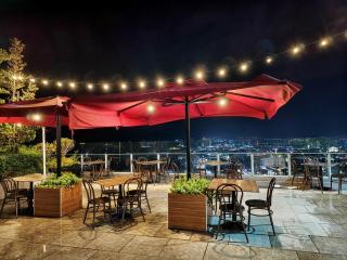Pet Friendly Altitude Studio Bathub 2Day stay -20 Percent Offer , Melaka Highest Sea View Cafe & Bar to Enjoy - Malacca - 3