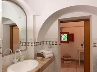 Trulli Valeria by MONHOLIDAY - 8