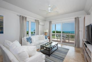 Lux Condo w/Views, Htd Pool, Priv. Beach, Golf Cart, Kayaks, AS SEEN ON HGTV - Governors Harbour - 3