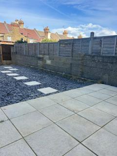 B3 Private Work-Friendly En-Suite Room in Gillingham, Grain Workers - 5