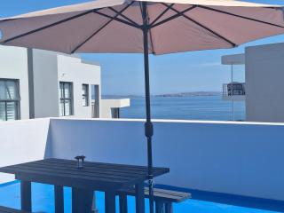 Calypso Sunset Accommadation - 1
