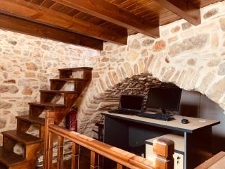 Traditional house at the center of Kalamoti - 4