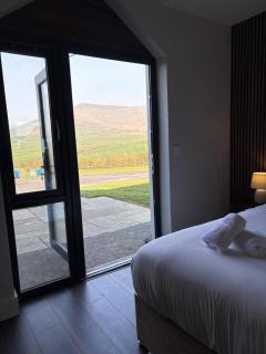 Dingle Lispole Garden Suite 6 - 3