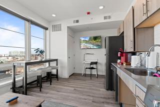 Old City Philadelphia Apt 1BR King-Gym Parking - 4