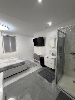 Studio cosy avec jacuzzi - 4