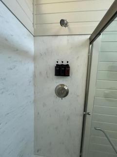 TH24 Midnight Moon Tiny Home - 15 min to Sedona - 1