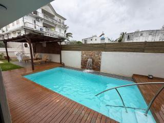 Unique Villa Pereybere - 0