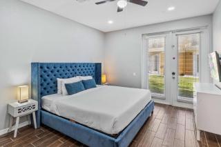 8000-108 Unique 3BR Townhome with Balcony and Fun - 5