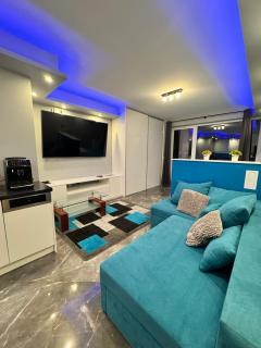 Przeworska Apartments TV 75" - 5