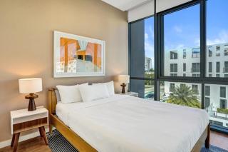 17WEST Spacious 2BR Apartment with Balcony 404 - 3