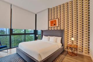 17WEST Spacious 3BR Apartment with Balcony 501 - 7