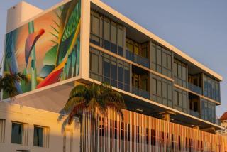 17WEST Spacious 3BR Apartment with Balcony 501 - 5