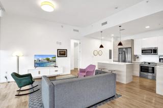 17WEST Spacious 3BR Apartment with Balcony 503 - 8