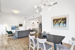 17WEST Spacious 3BR Apartment with Balcony 503 - Miami Beach - 1