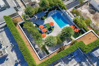 17WEST Spacious 3BR Apartment with Balcony -516 - 6