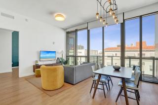 17WEST 1BR Apartment with Balcony 507 - 0
