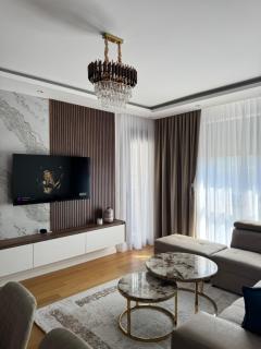 Moderan 80m2 apartman - 2 kupatila - terasa - blizu centra i plaze - 0