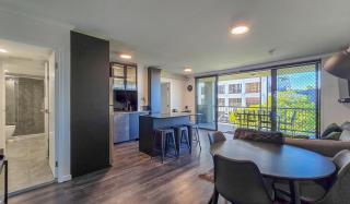 Modern, Chic & Central 2 Bdrm Apt Fortitude Valley - 0