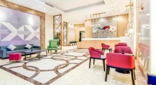 Borrman Hotel Zhuhai Mingzhu Railway Station Rainbow Shopping Mall - 2