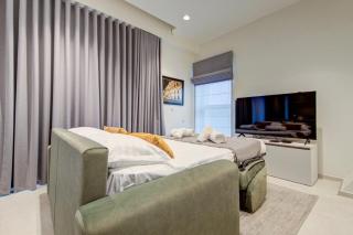 Mercury Tower 509 - Pools, Gym & Spa - 8