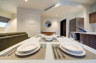 Mercury Tower Luxury Apt- Pools, Gym & Spa - 1