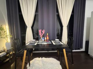 Cozy Sozy 2 - Knighstbridge Residences Makati - 3
